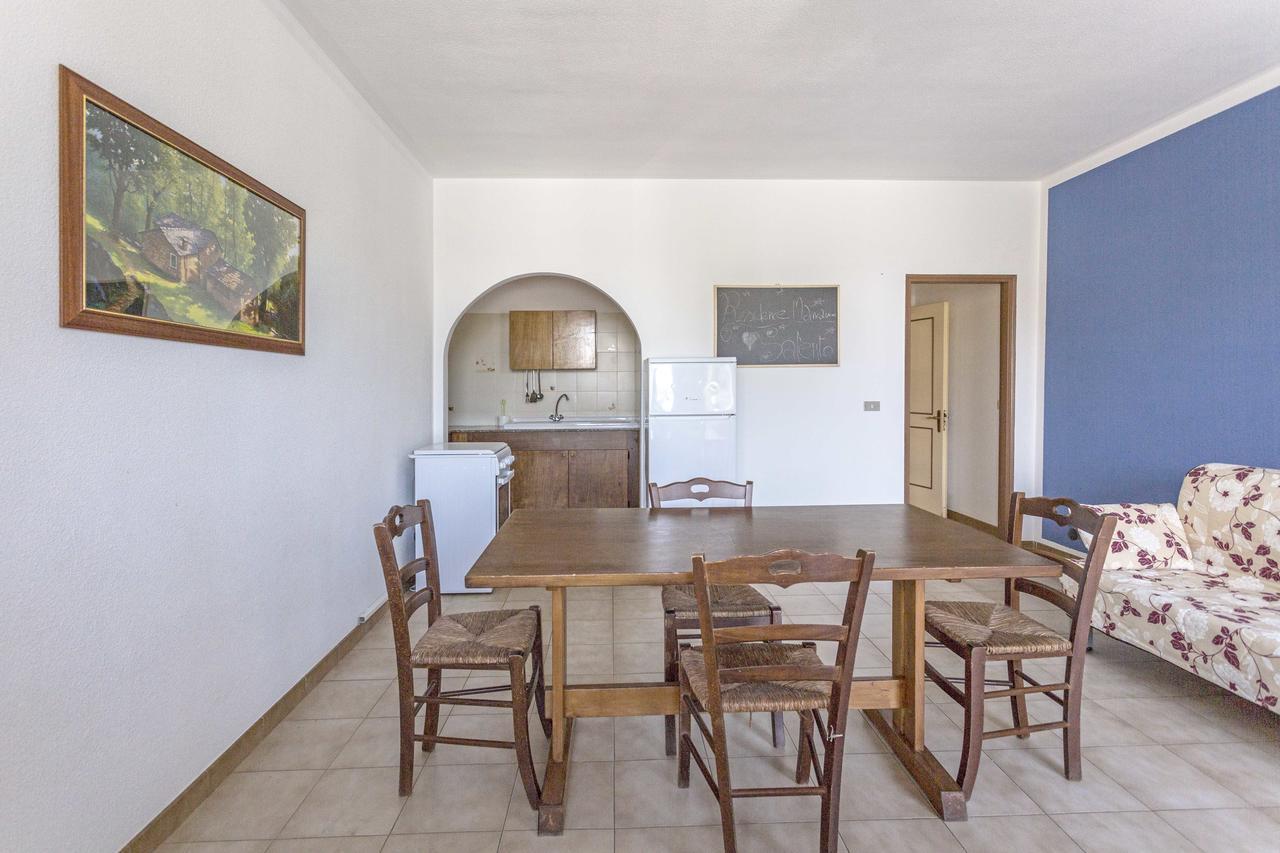 Mimosa Apartment